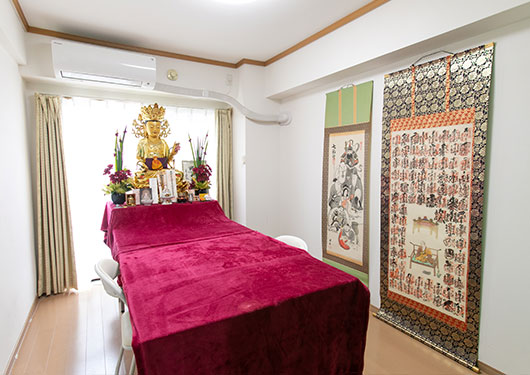 シャーマンまゆみ