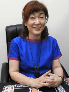 千里眼大通駅前店息吹メイ先生