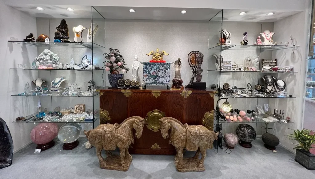 水晶コレクション 瑶堂 本店